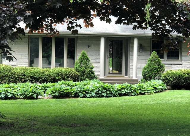 Property at 3937 Bay Shore Dr, Sturgeon Bay, WI 54235, 3 beds, 2 baths