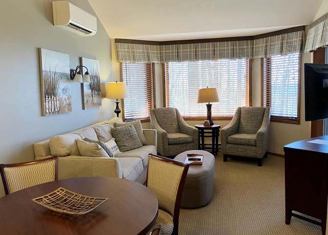 Property at 4940 Landmark Cir #3331, Egg Harbor, WI 54209, 2 beds, 2 baths