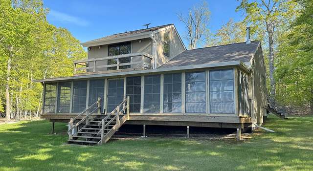Photo of 2226 Pedants Ln, Washington Island, WI 54246