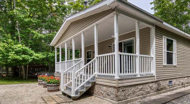 Photo of 495 Fawn Ln, Ellison Bay, WI 54210
