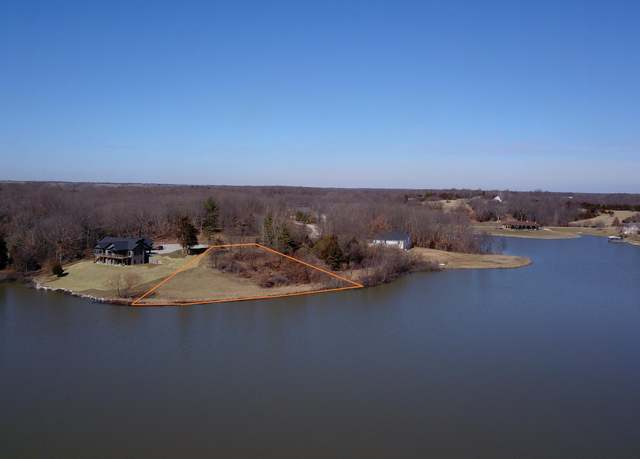 Property at 1708 Robin Hood, Macon, MO 63552