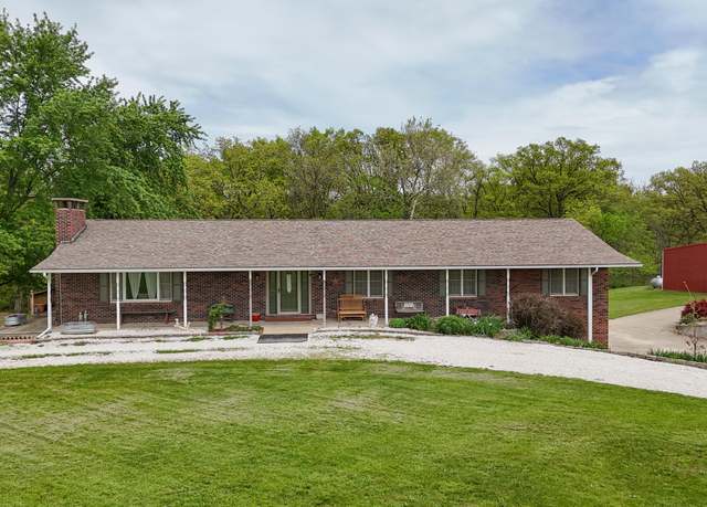 Property at 3179 County Road 2320, Moberly, MO 65270, 5 beds, 3 baths