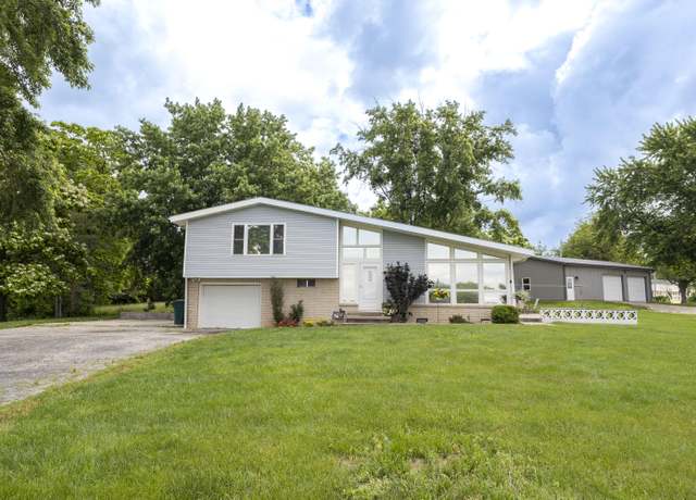 Property at 222 W Well's St, Marceline, MO 64658, 3 beds, 2 baths