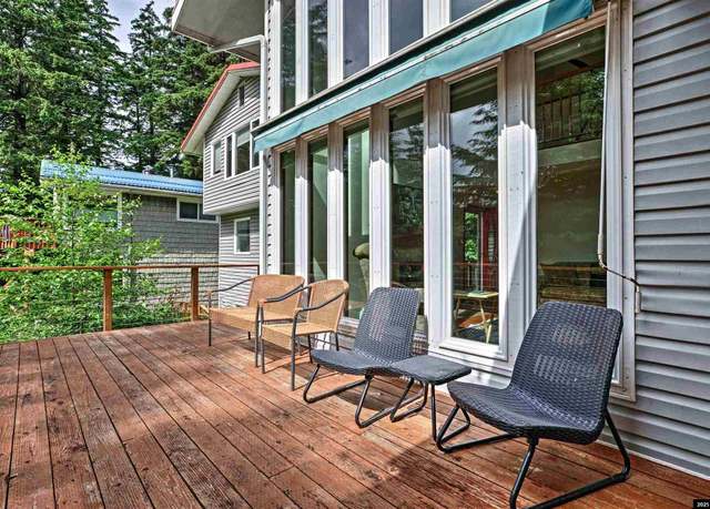 Property at 421 Judy Ln, Juneau, AK 99801, 6 beds, 5 baths