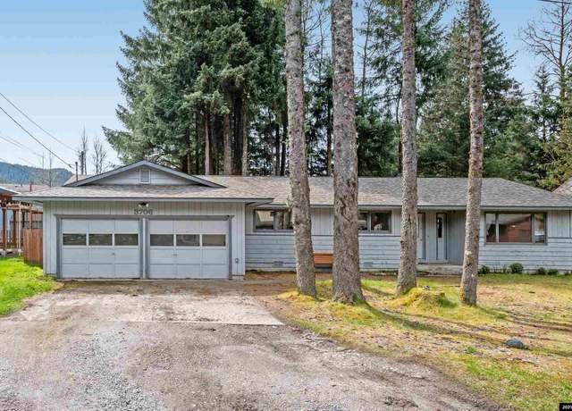 Property at 3706 Sanders St, Juneau, AK 99801, 3 beds, 2 baths