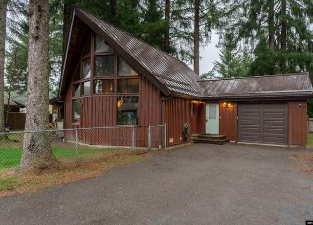 Property at 9242 Gee St, Juneau, AK 99801, 3 beds, 1.5 baths