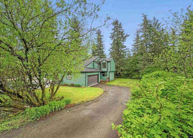 Property at 1017 Bonnie Doon Dr, Juneau, AK 99801, 2 beds, 1.5 baths