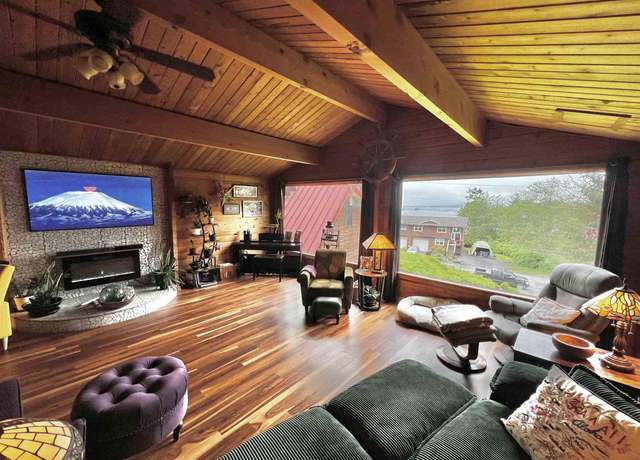 Property at 301 Wortman Loop, Sitka, AK 99835, 5 beds, 3 baths