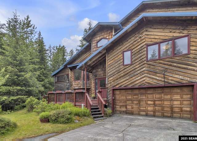 Property at 1022 Arctic Cir, Juneau, AK 99801, 4 beds, 3 baths