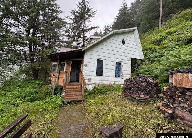 Property at 432 First St, Juneau, AK 99801, 3 beds, 1 bath