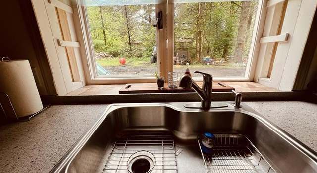 Photo of 6041 Pine St, Juneau, AK 99801