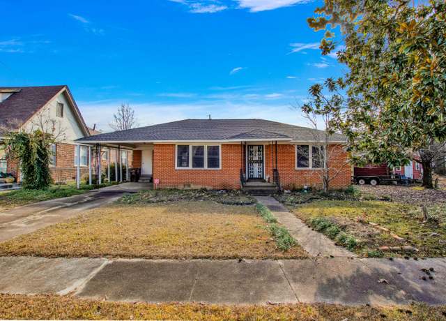 Property at 702 Walnut St, Amory, MS 38821, 3 beds, 3 baths