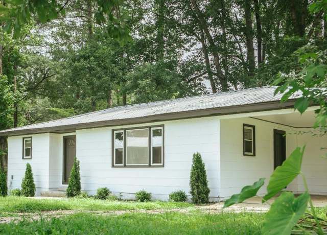 Property at 917 S Roberts, Fulton, MS 38843, 3 beds, 1 bath