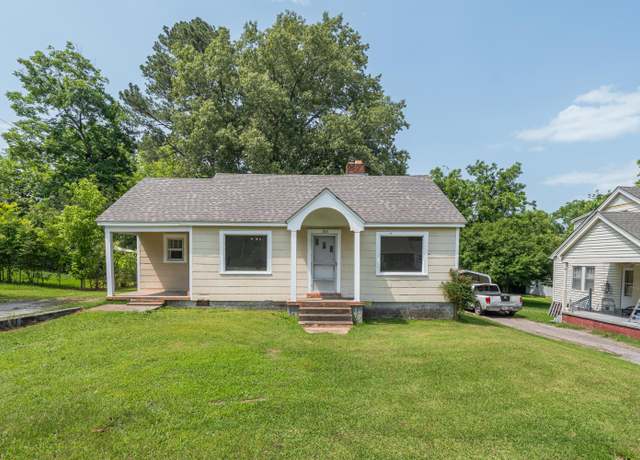 Property at 1105 E 5th St, Corinth, MS 38834, 2 beds, 1 bath