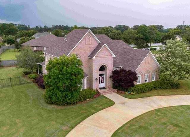 Property at 2861 Orchid Ln, Tupelo, MS 38801, 4 beds, 3.5 baths