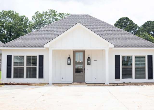 Property at 1005 Celi Pearl Cv (lot 9), New Albany, MS 38652, 2 beds, 2 baths