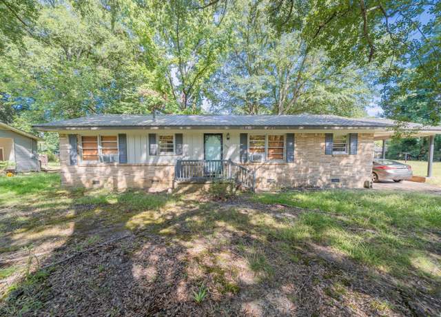 Property at 112 W Melody, Corinth, MS 38834, 3 beds, 1.5 baths