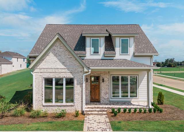Property at 16 Blue Ribbon Dr, Tupelo, MS 38804, 4 beds, 3.5 baths