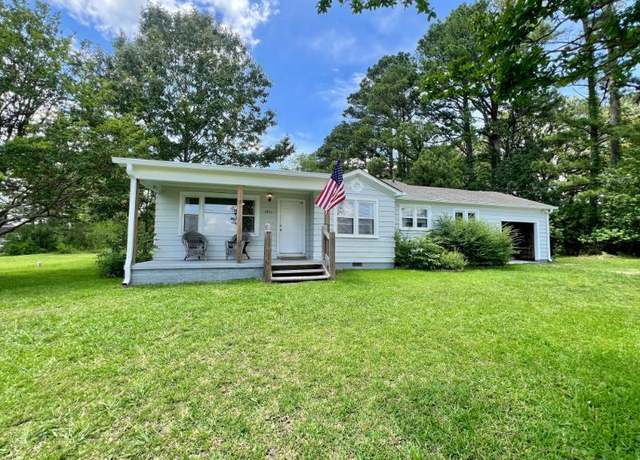 Property at 2432 Lawndale, Tupelo, MS 38801, 3 beds, 1 bath