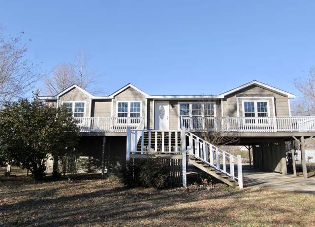 Property at 50006 Fox Rd, Aberdeen, MS 39730, 3 beds, 2 baths