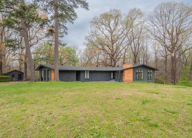 Property at 2140 Us-72, Corinth, MS 38834, 3 beds, 2 baths