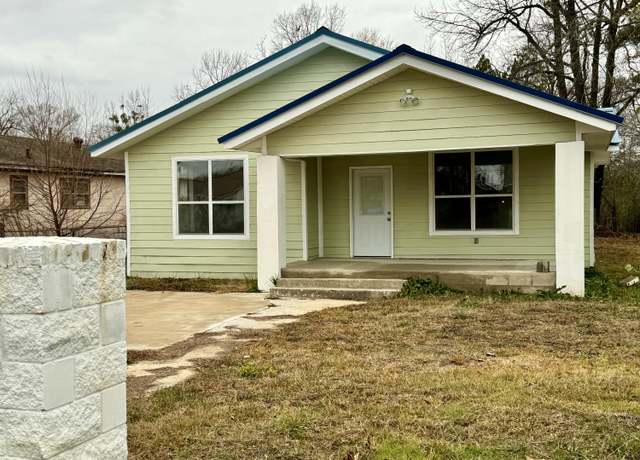 Property at 612 S 7th St, Amory, MS 38821, 3 beds, 2 baths