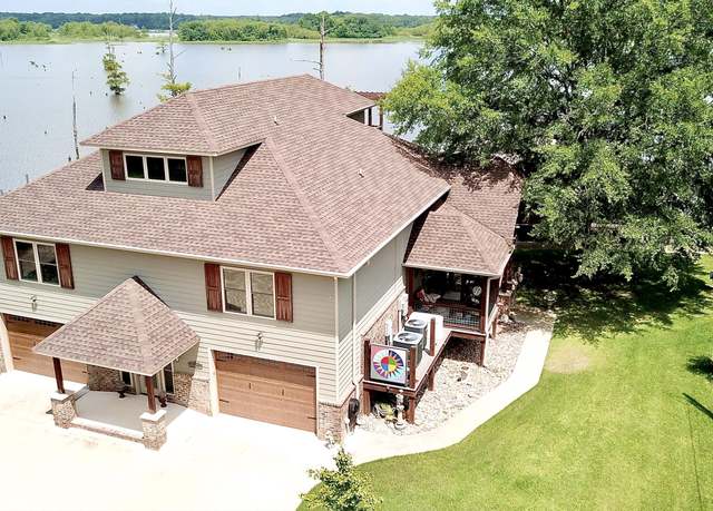 Property at 20024 Walnut Main St, Aberdeen, MS 39730, 3 beds, 3.5 baths
