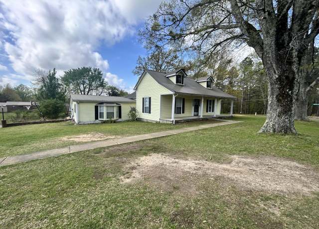Property at 1624 Washington St, Belmont, MS 38827, 3 beds, 2 baths