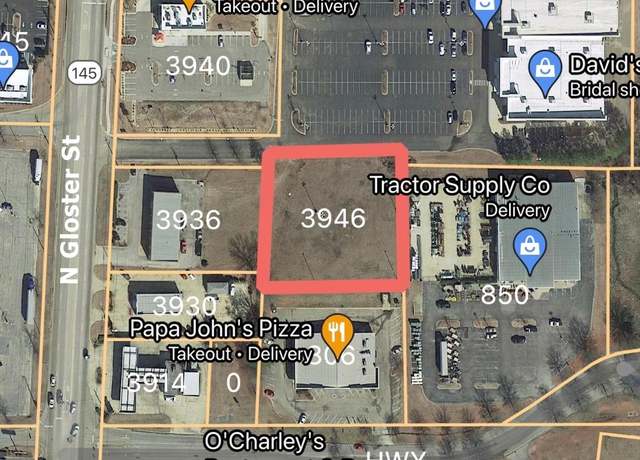 Property at 3946 N Gloster St, Tupelo, MS 38804