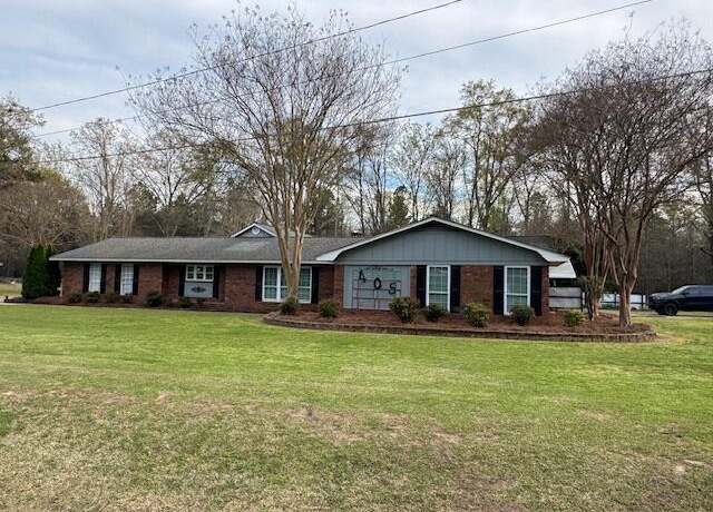 Property at 405 Treas Lake Rd, Aberdeen, MS 39730, 3 beds, 2 baths