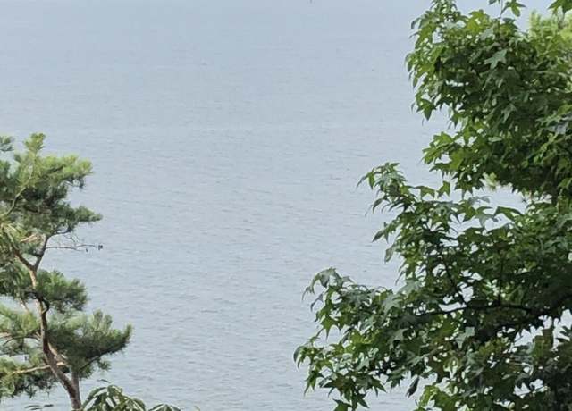 Property at 1228 Paradise Dr, Waterloo, AL 35677