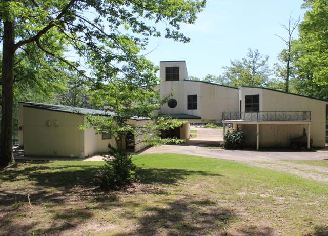 Property at 20616 Coontail Rd, Aberdeen, MS 39730, 5 beds, 5 baths