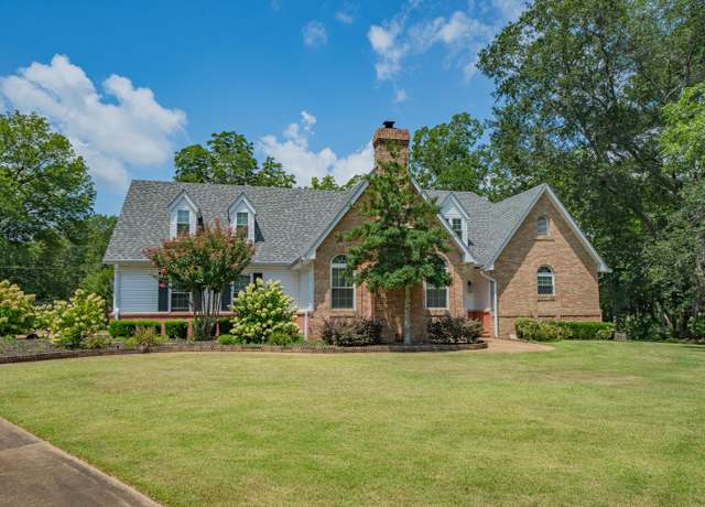 Property at 3209 Melinda, Corinth, MS 38834, 4 beds, 2.5 baths