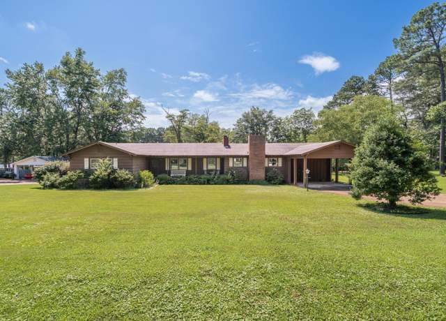 Property at 1407 Pine Rd, Corinth, MS 38834, 4 beds, 3 baths