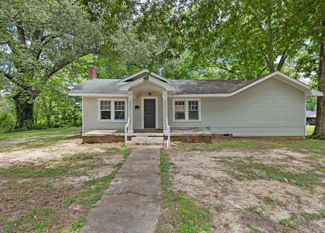 Property at 204 Young Street (.5+/- Acres), Corinth, MS 38834, 5 beds, 1 bath