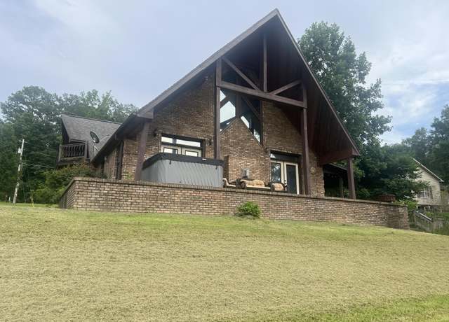 Property at 103 Tchula, Tupelo, MS 38804, 4 beds, 3 baths