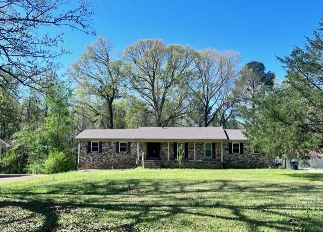 Property at 203 Mcclamroch, Booneville, MS 38829, 4 beds, 3 baths