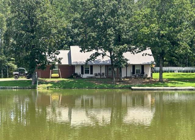 Property at 324 Co Rd 1597, Nettleton, MS 38858, 3 beds, 2 baths