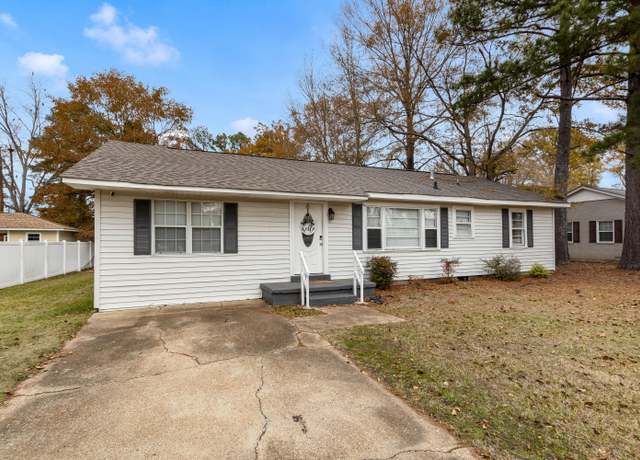 Property at 1003 Walnut St, Amory, MS 38821, 3 beds, 1 bath