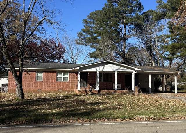 Property at 1223 N Main St, Ripley, MS 38663, 3 beds, 2 baths