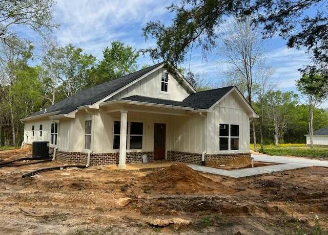 Property at 101 King Rd, Belden, MS 38826, 3 beds, 2 baths