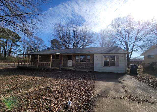 Property at 1608 Meadows Dr, Corinth, MS 38834, 3 beds, 1 bath