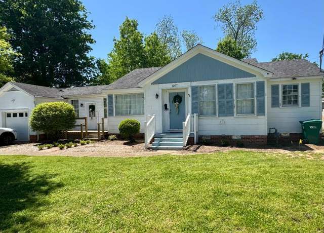 Property at 1207 Clayton Ave, Tupelo, MS 38804, 3 beds, 1.5 baths