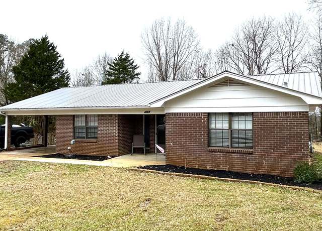 Property at 369 Pineridge Dr, Pontotoc, MS 38863, 2 beds, 1 bath