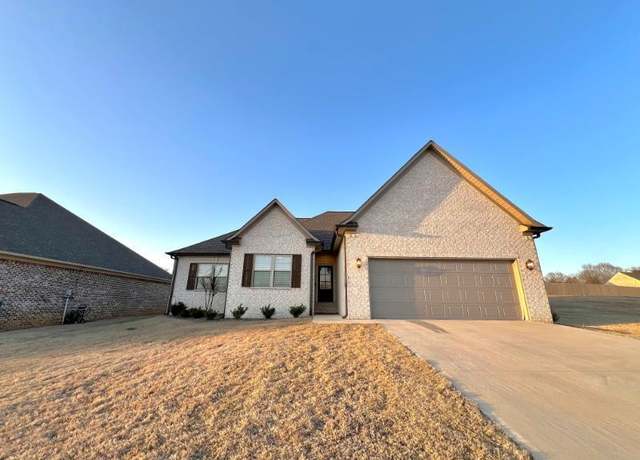 Property at 111 Cane Crk, Saltillo, MS 38866, 3 beds, 2.5 baths