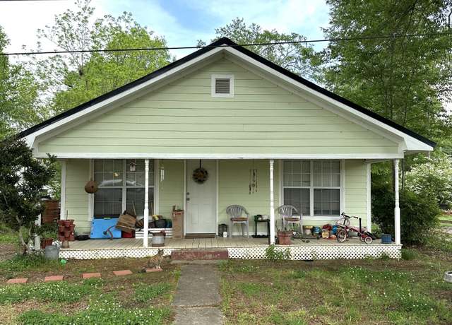 Property at 106 Myrtle St, Nettleton, MS 38858, 2 beds, 1 bath