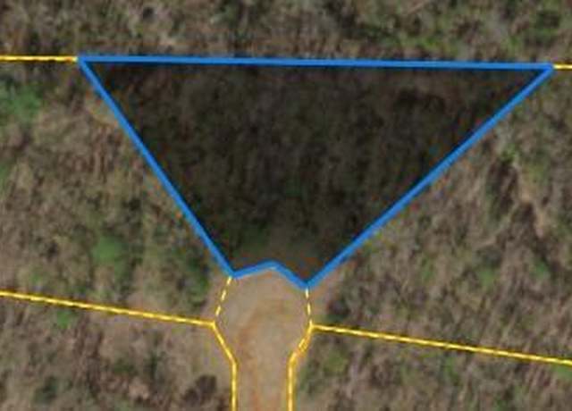Property at Samuel Ln Lot 74, New Albany, MS 38652