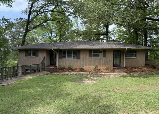 Property at 508 E Parkview St, Fulton, MS 38843, 4 beds, 2 baths