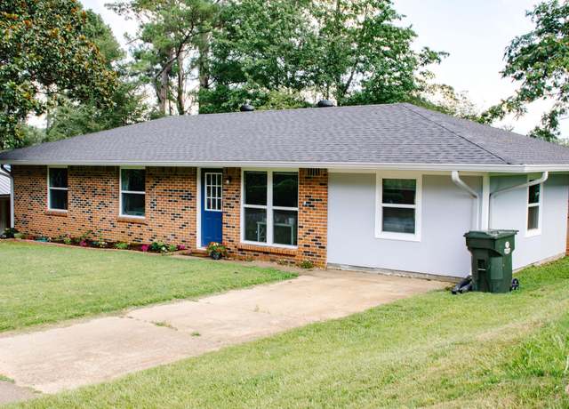 Property at 317 King St, Oxford, MS 38655, 3 beds, 2 baths