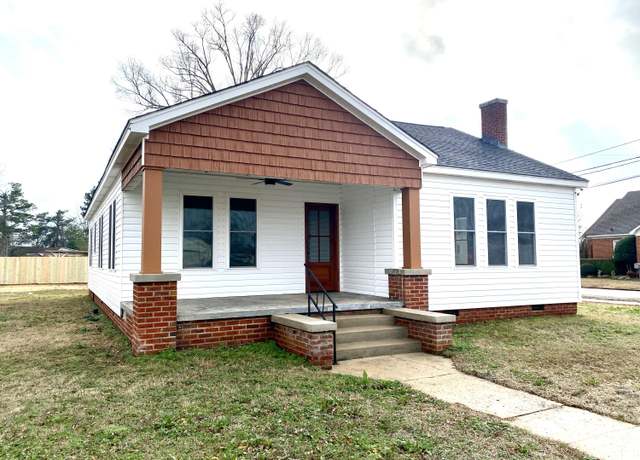 Property at 600 8th Ave, Amory, MS 38821, 3 beds, 1.5 baths